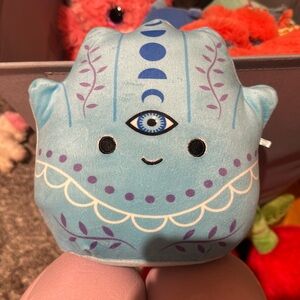 🪬- squishmallow